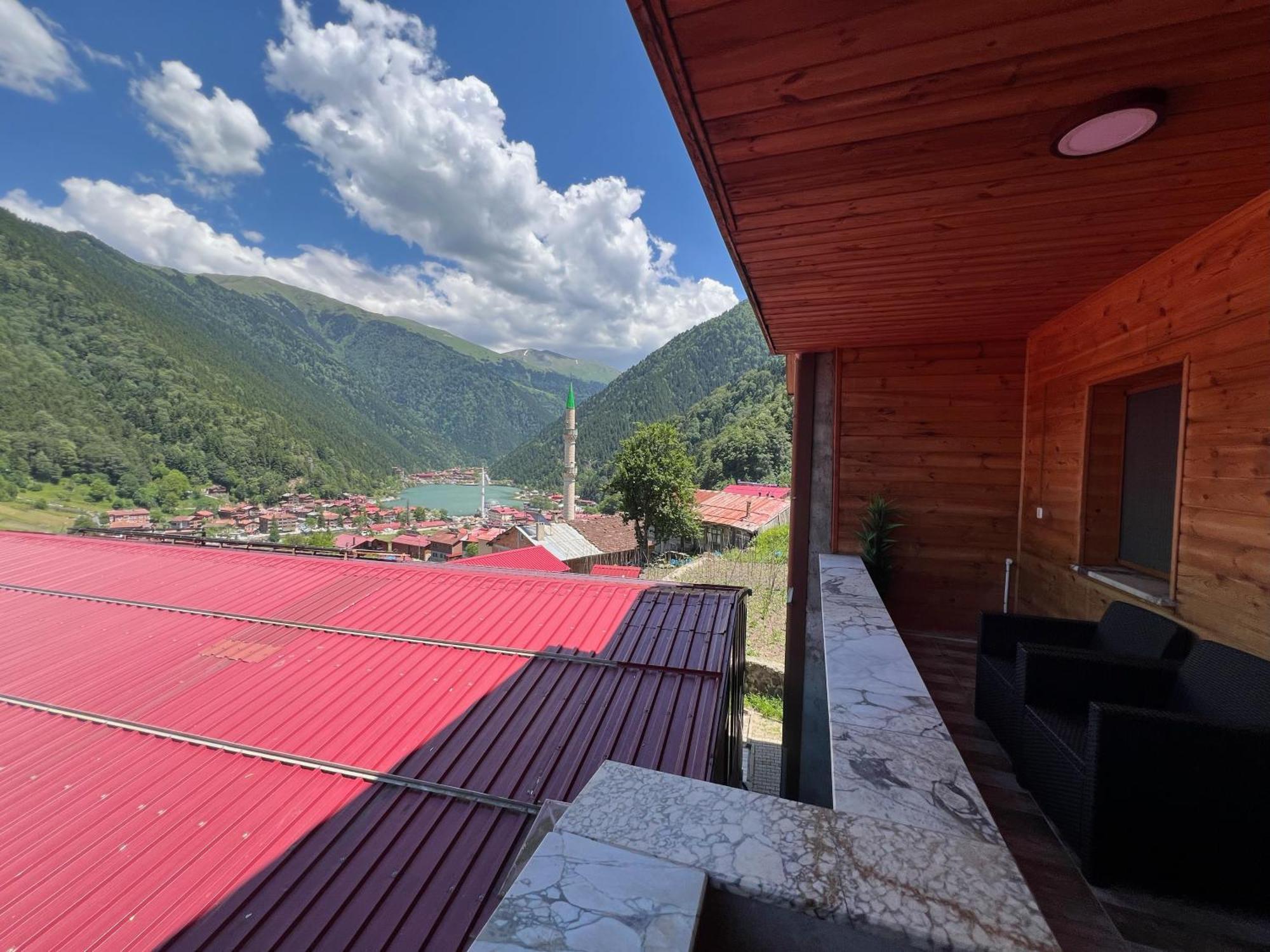 Uzungoel Dilek Pansiyon Uzungöl Exteriör bild